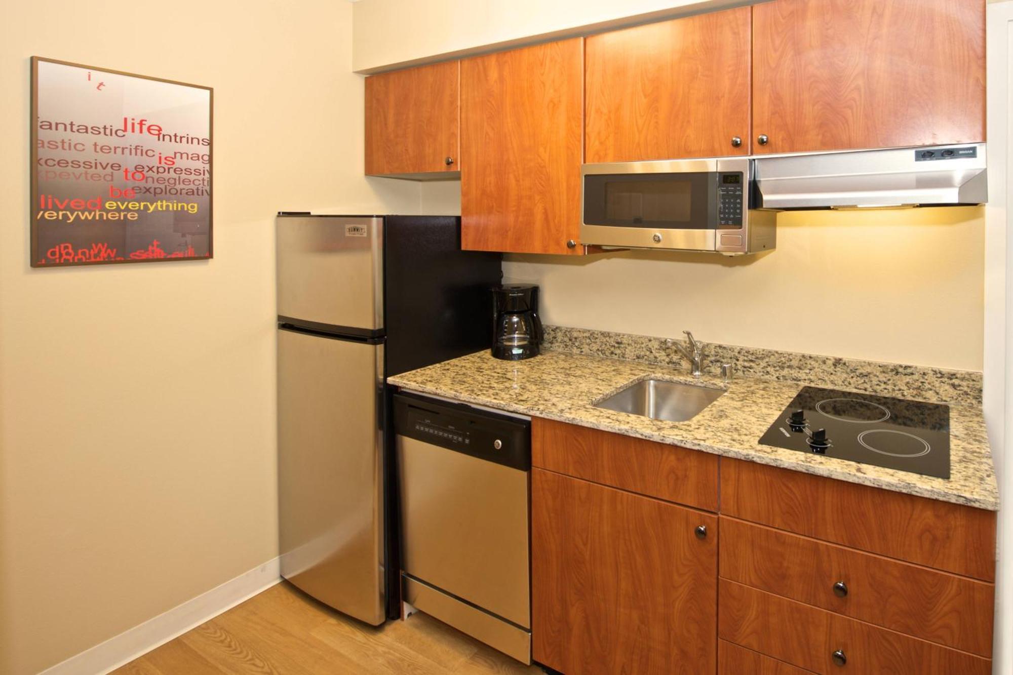 Towneplace Suites By Marriott Seattle Everett/Макелтіоу Екстер'єр фото