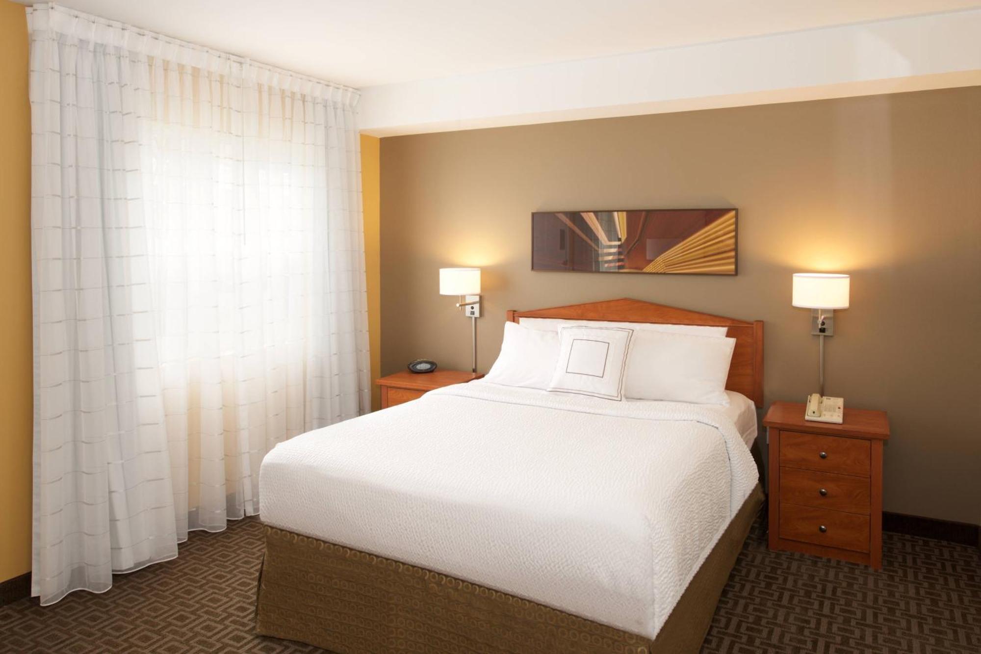 Towneplace Suites By Marriott Seattle Everett/Макелтіоу Екстер'єр фото